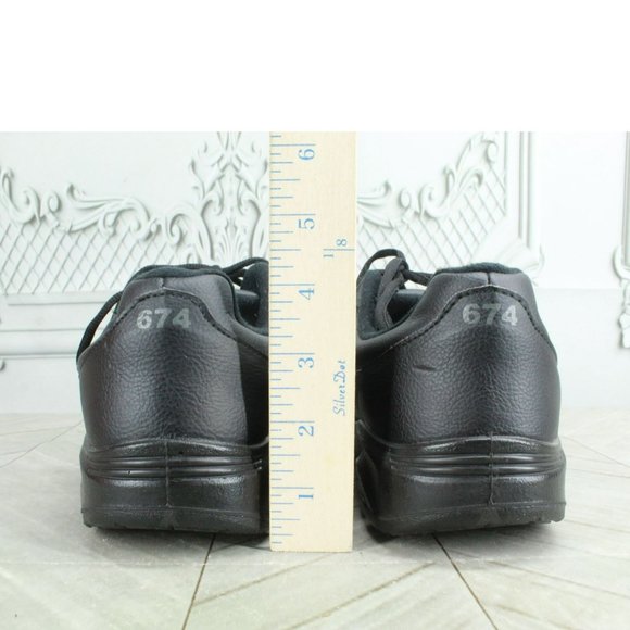 New Balance 674 Black Leather Lace Up Low Top Walking Sneaker Shoes Size 8.5 EE - Picture 4 of 10